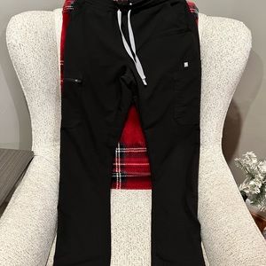 Figs black scrub pants. Like new!